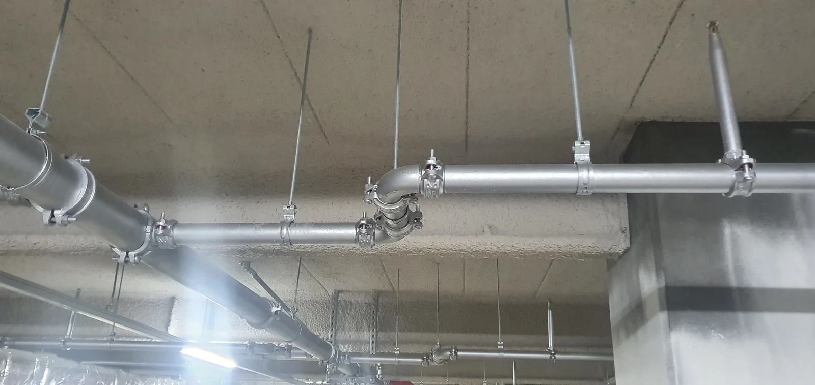 Non-welded sprinkler piping